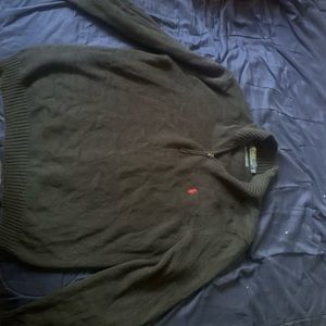 Polo half zip up
